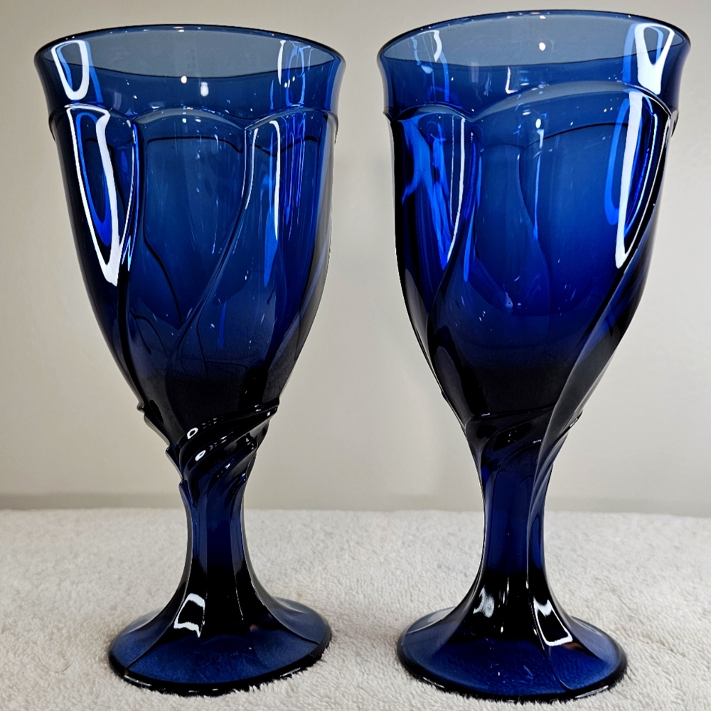 Vintage Set Of 2 NORITAKE Sweet Swirl Cobalt Blue 10 Oz Glass Gobets